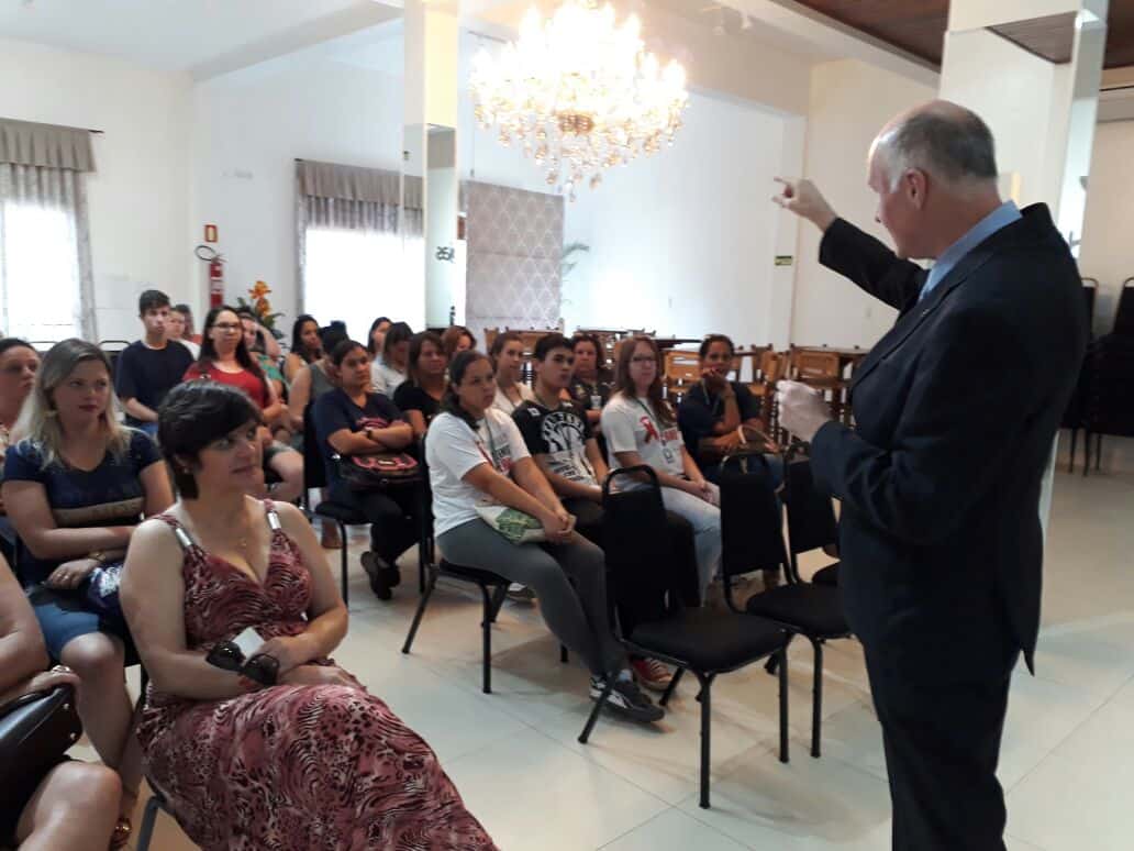 Palestra com Dr. Roque Noli Bakof